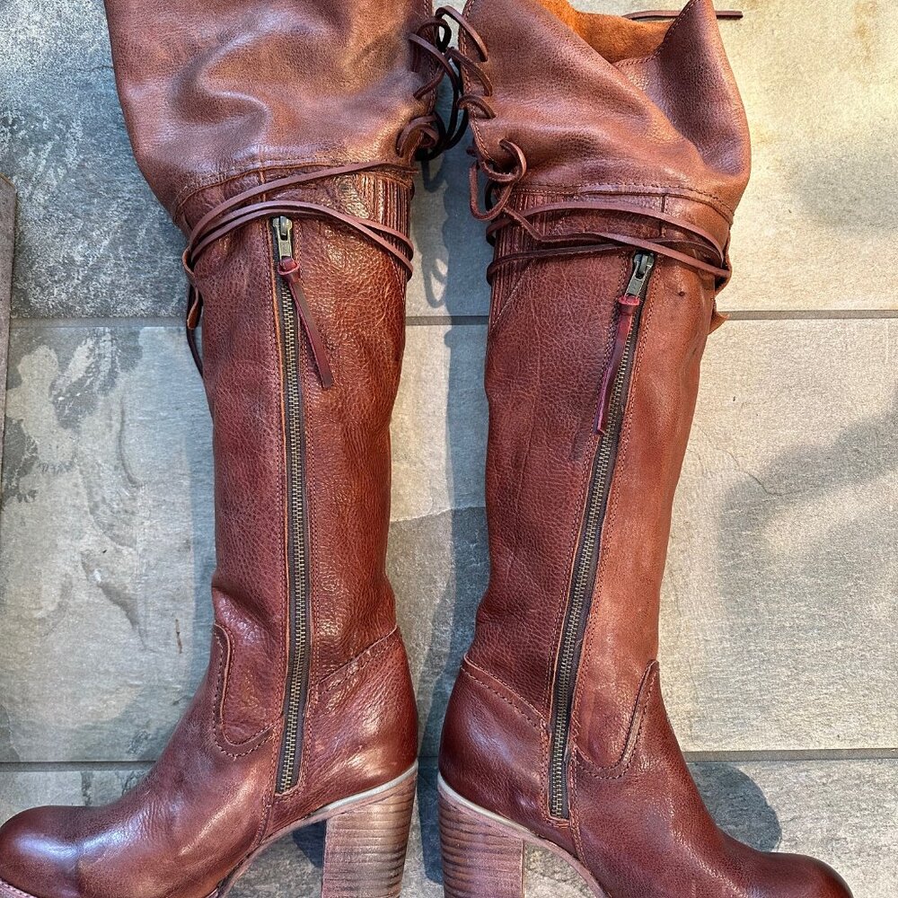 Freebird Brock Wine Sz 9